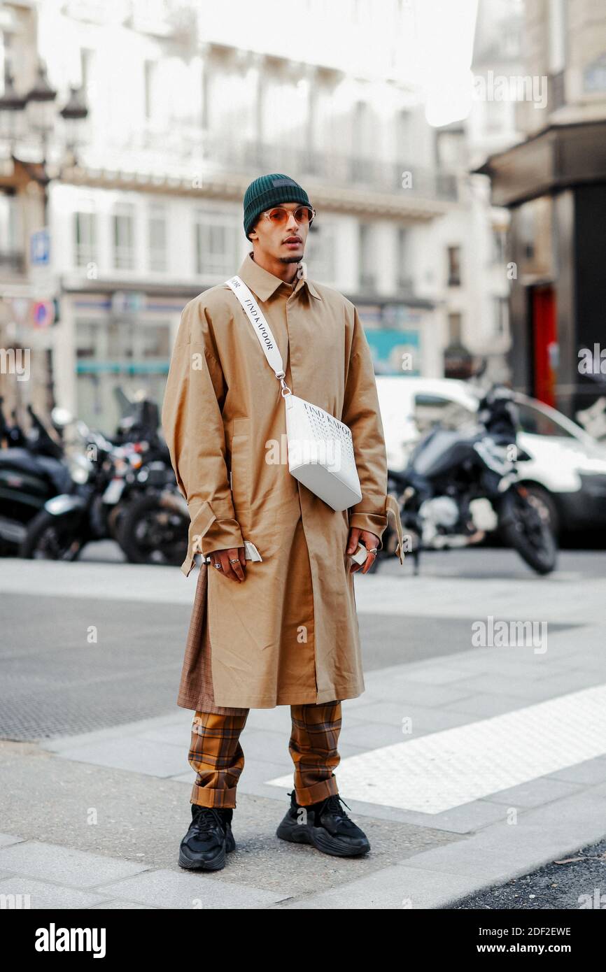Street style, Bloody Sire arriving at Gunther Fall-Winter 2020-2021 menswear show, held at Hotel des Arts et Metiers, Paris, France, on January 18th, 2020. Photo by Marie-Paola Bertrand-Hillion/ABACAPRESS.COM Stock Photo