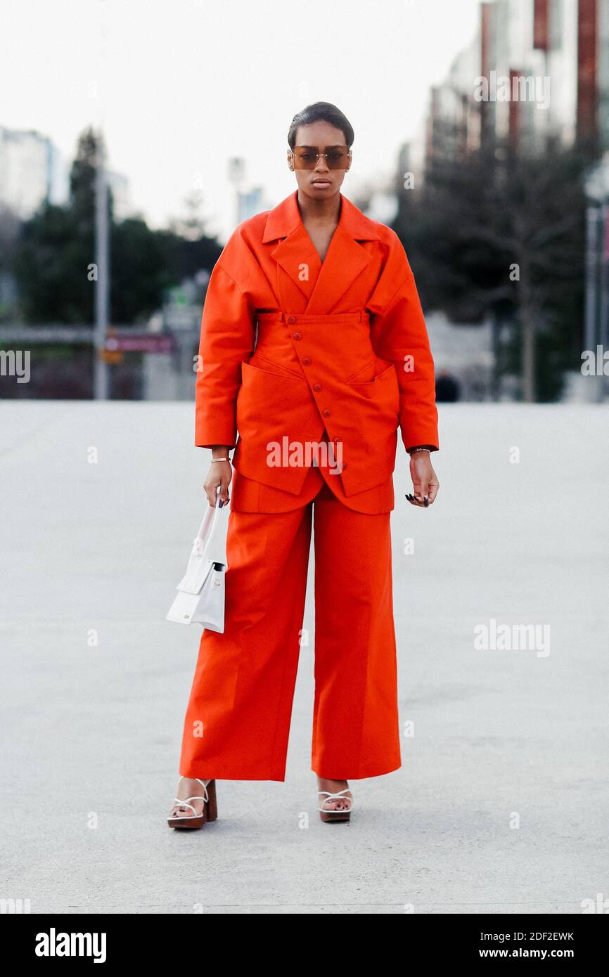 motor Noordoosten Besluit Street style, Didi Stone arriving at Jacquemus Fall-Winter 2020-2021 show,  held at La Defense Arena, Paris, France, on January 18th, 2020. Photo by  Marie-Paola Bertrand-Hillion/ABACAPRESS.COM Stock Photo - Alamy