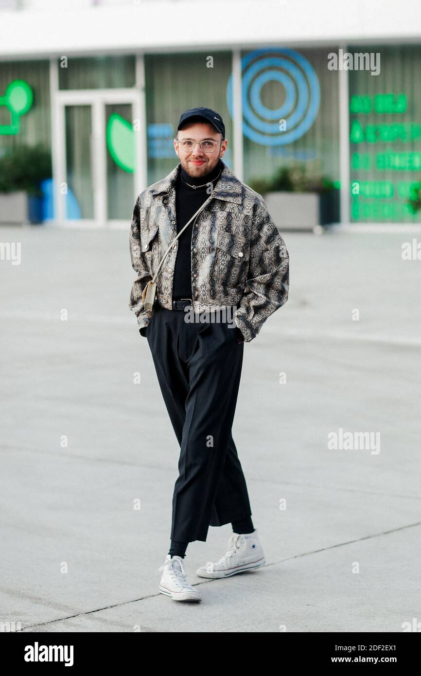 Street style, Clement JML arriving at Jacquemus Fall-Winter 2020-2021 show, held at La Defense Arena, Paris, France, on January 18th, 2020. Photo by Marie-Paola Bertrand-Hillion/ABACAPRESS.COM Stock Photo