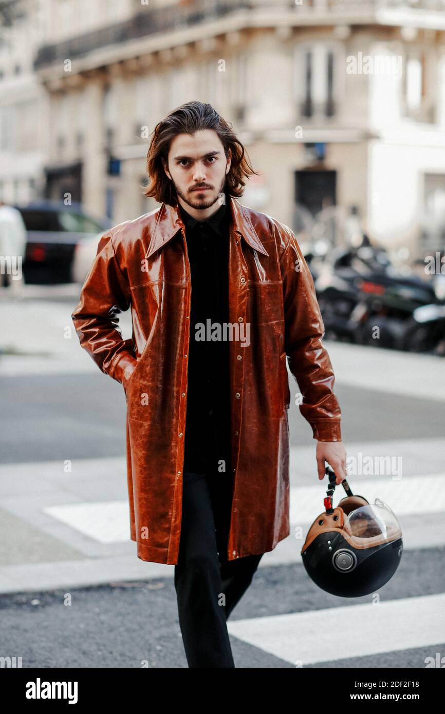 Street style, Panayotis Pascot arriving at Gunther Fall-Winter 2020-2021  menswear show, held at Hotel des Arts et Metiers, Paris, France, on January  18th, 2020. Photo by Marie-Paola Bertrand-Hillion/ABACAPRESS.COM Stock  Photo - Alamy