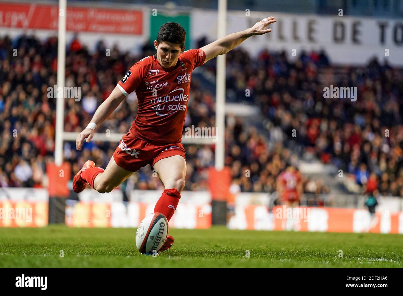 Anthony Belleau (RCT) during the rugby TOP 14 match between Rugby Club  Toulon and CA Brive at the Felix Mayol Stadium, in Toulon, France on  February 15, 2020. Photo by Julien Poupart/ABACAPRESS.COM
