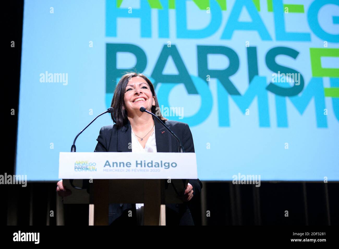 Elysee montmartre venue hires stock photography and images Alamy