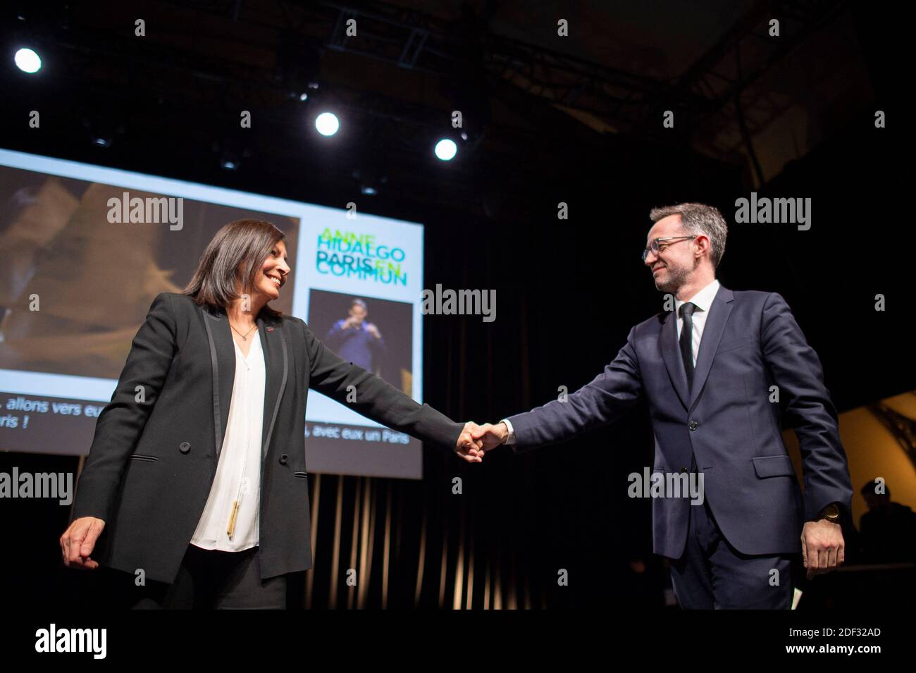 Elysee montmartre venue hires stock photography and images Alamy