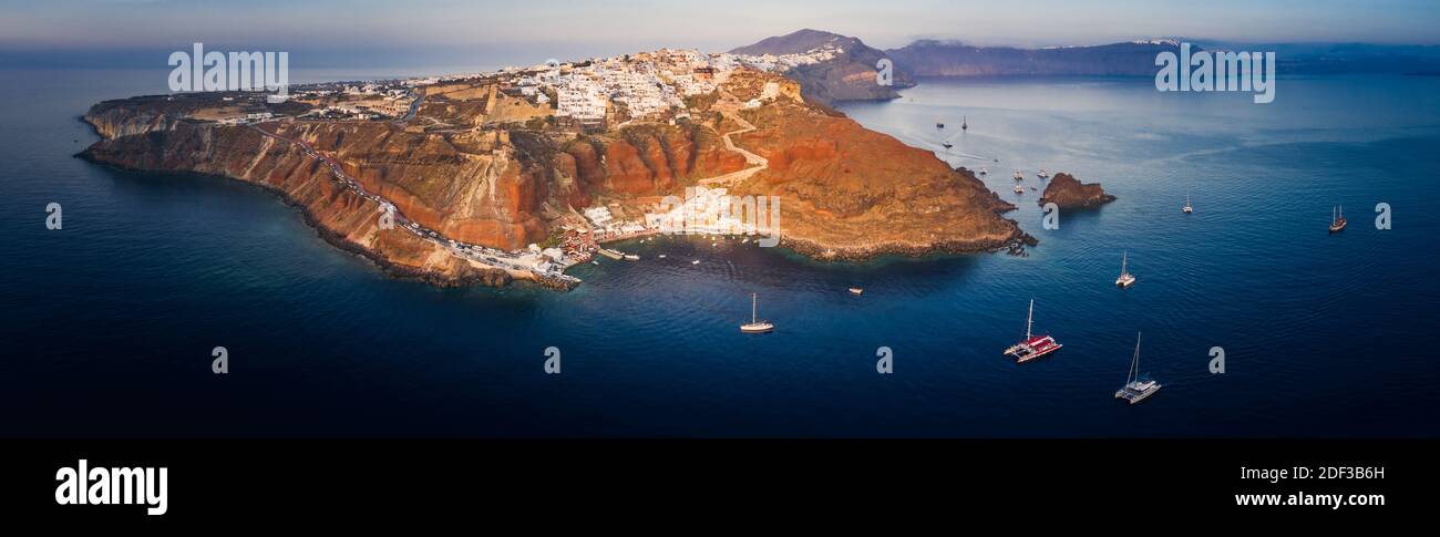 Aerila view of Oia and Ammoudi village at Santorini, Greece Stock Photo