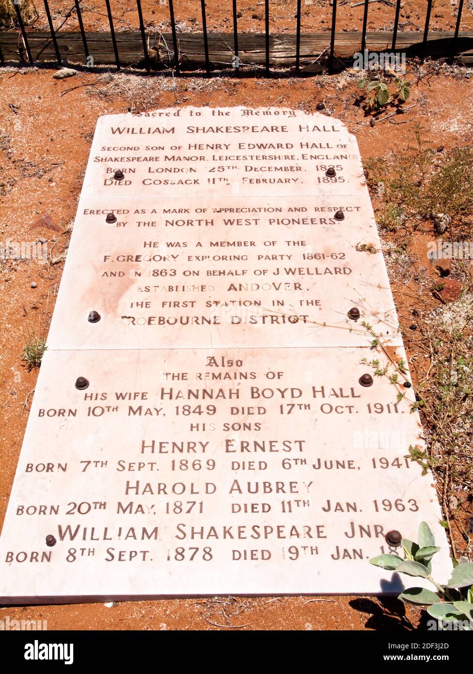 Grave of explorer William Shakespeare Hall, Cossack cemetery, Pilbara, Western Australia Stock Photo