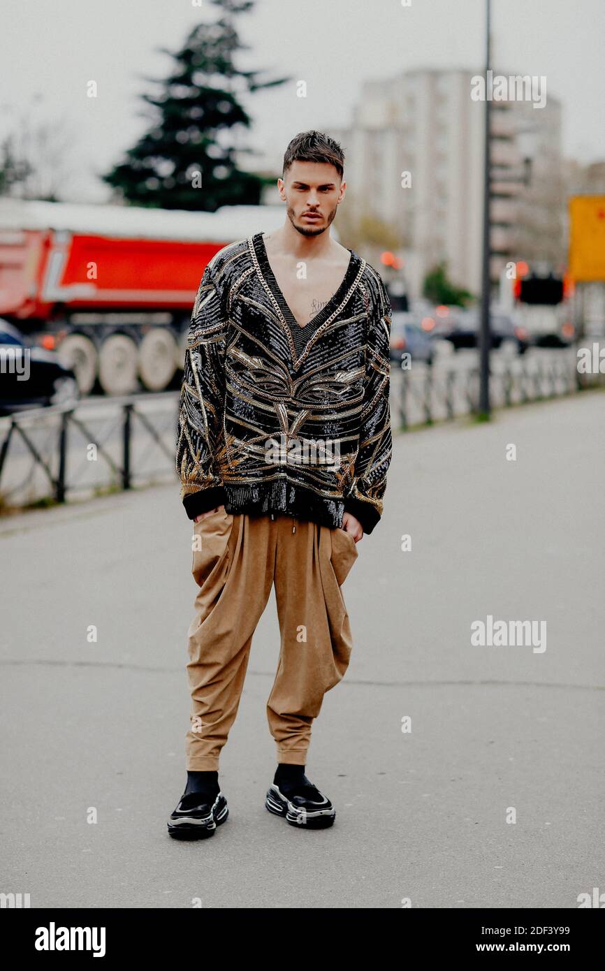 Street style, Baptiste Giabiconi arriving at Balmain Fall Winter 2020 ...