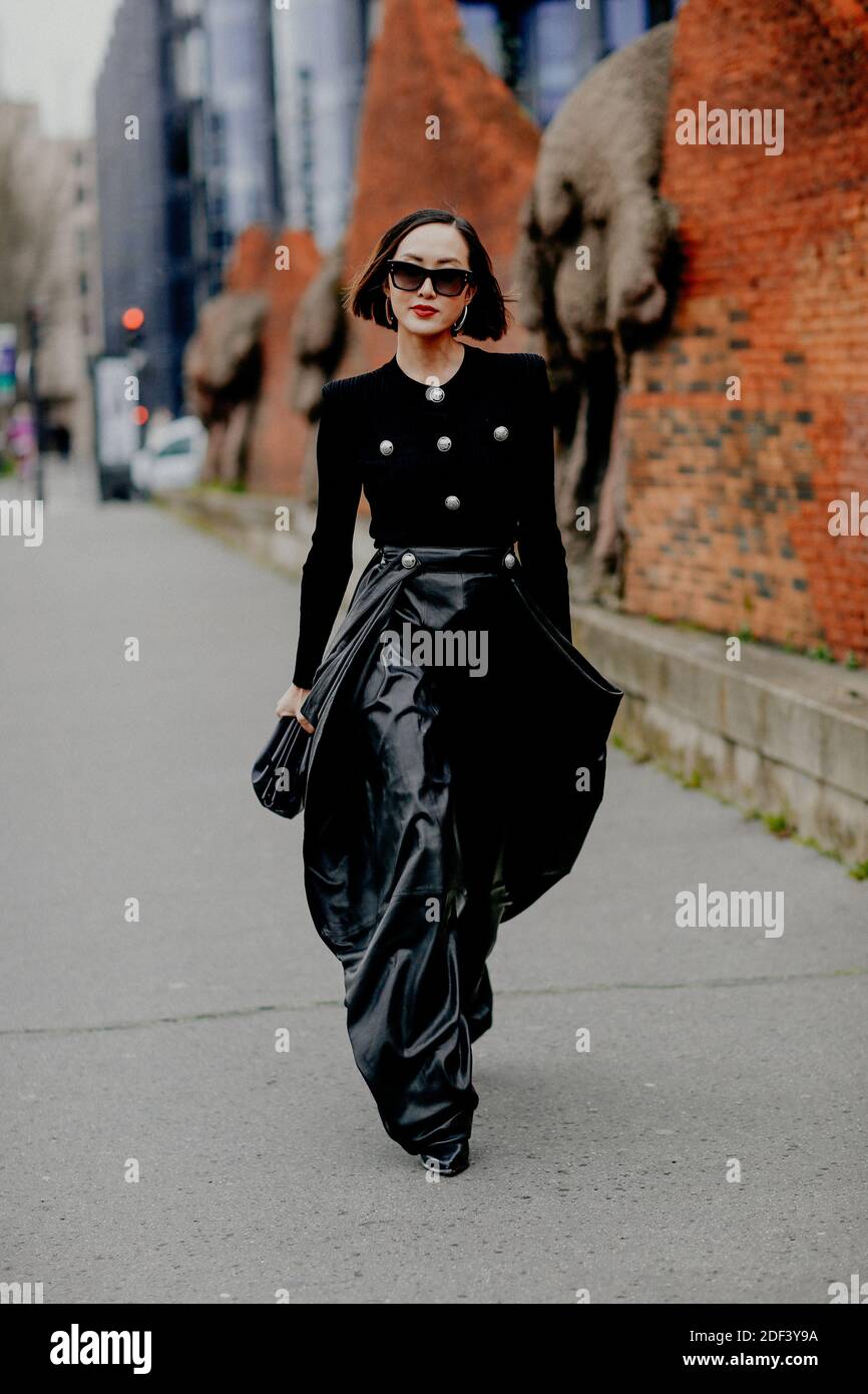 Street style, Chriselle Lim arriving at Balmain Fall Winter 2020-2021 ...