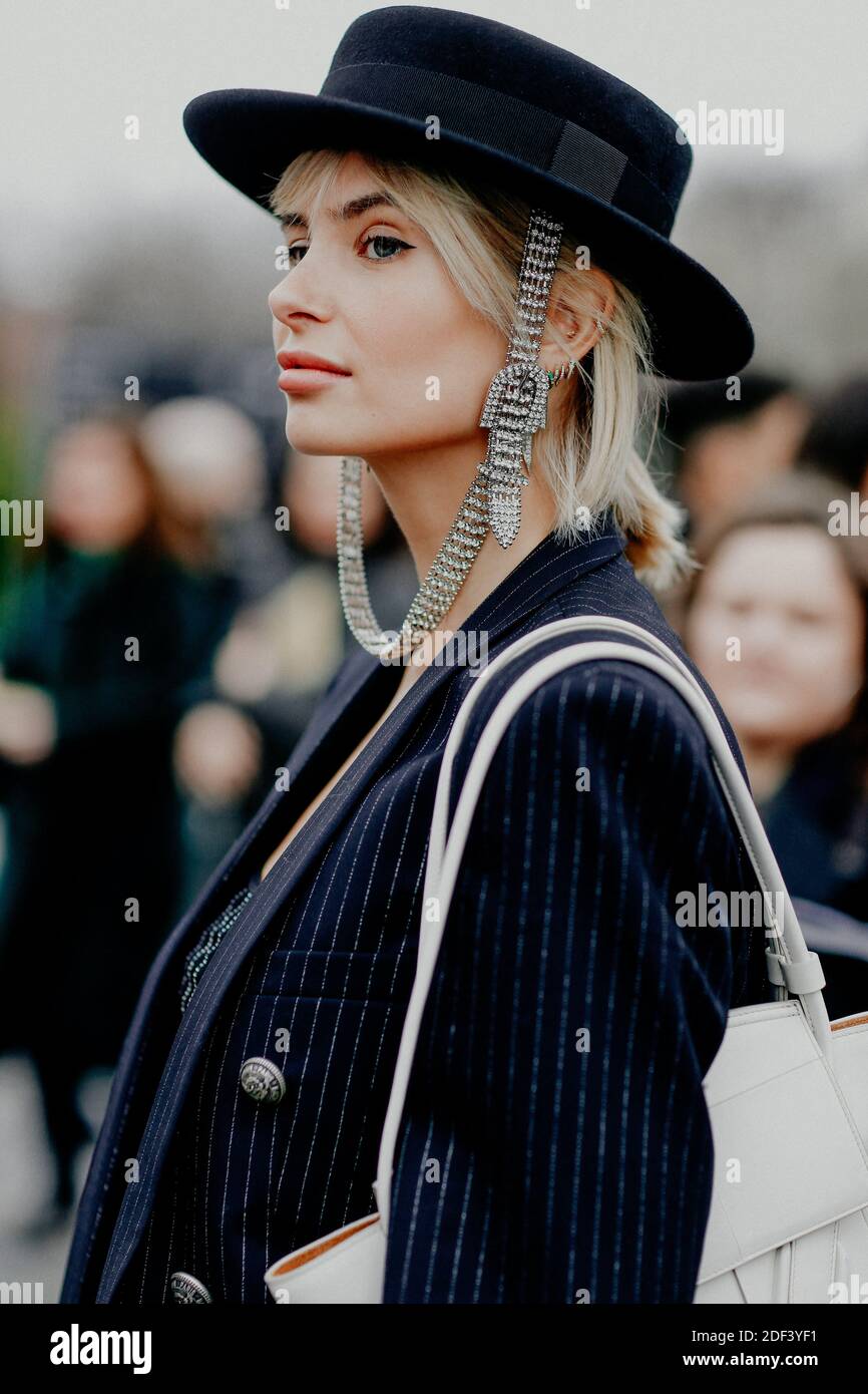 Street style, Xenia Adonts arriving at Balmain Fall Winter 2020-2021 show,  held at Espace Champeret, Paris, France, on February 28th, 2020. Photo by  Marie-Paola Bertrand-Hillion/ABACAPRESS.COM Stock Photo - Alamy