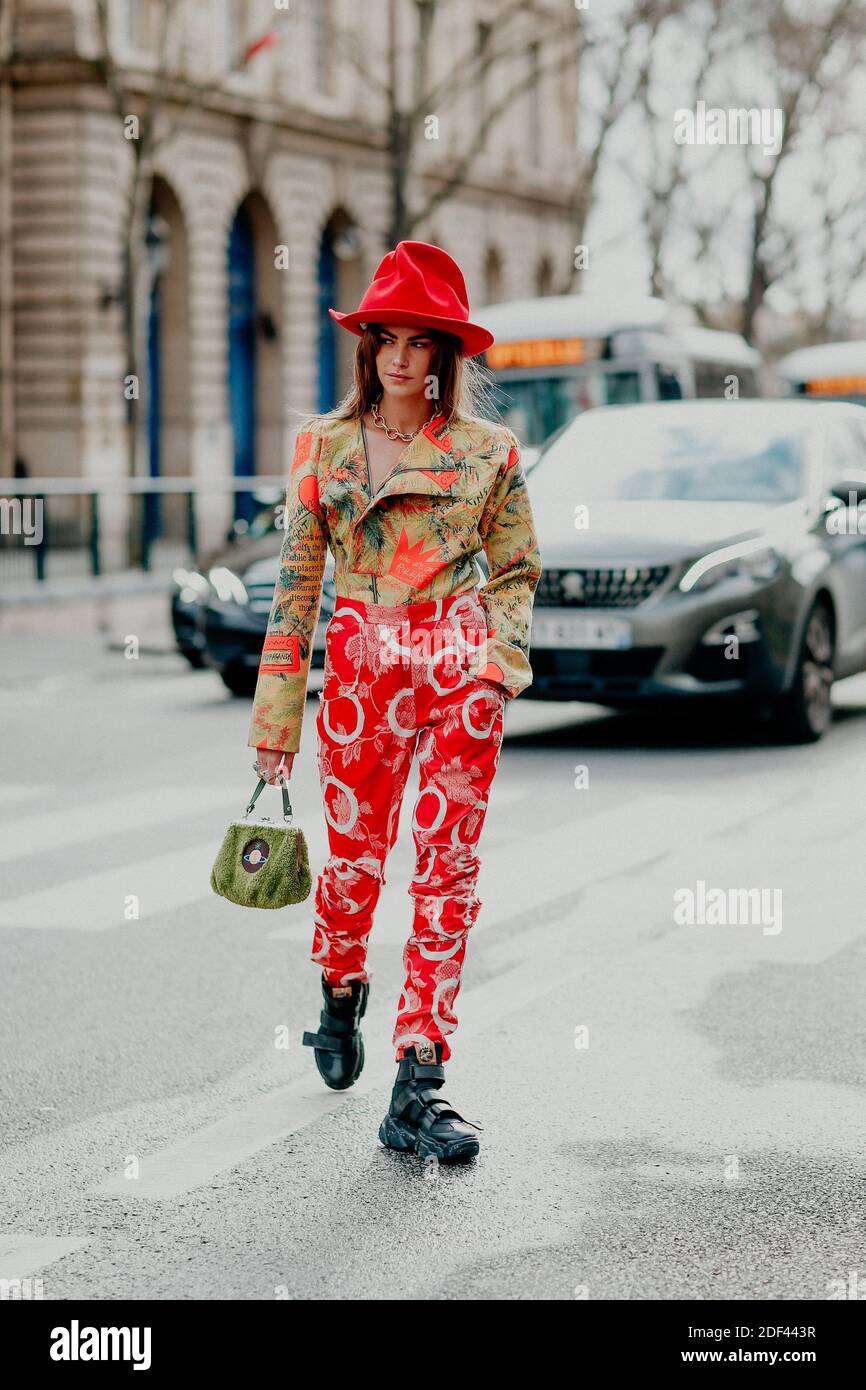 Street style, Clara Berry arriving at Vivienne Westwood Fall Winter 2020-2021 show, held at Hotel de Ville, Paris, France, on February 29, 2020. Photo by Marie-Paola Bertrand-Hillion/ABACAPRESS.COM Stock Photo