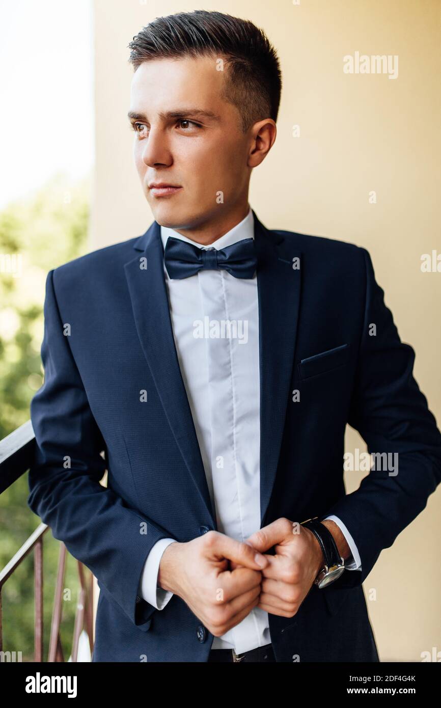 the groom in a wedding suit Stock Photo - Alamy