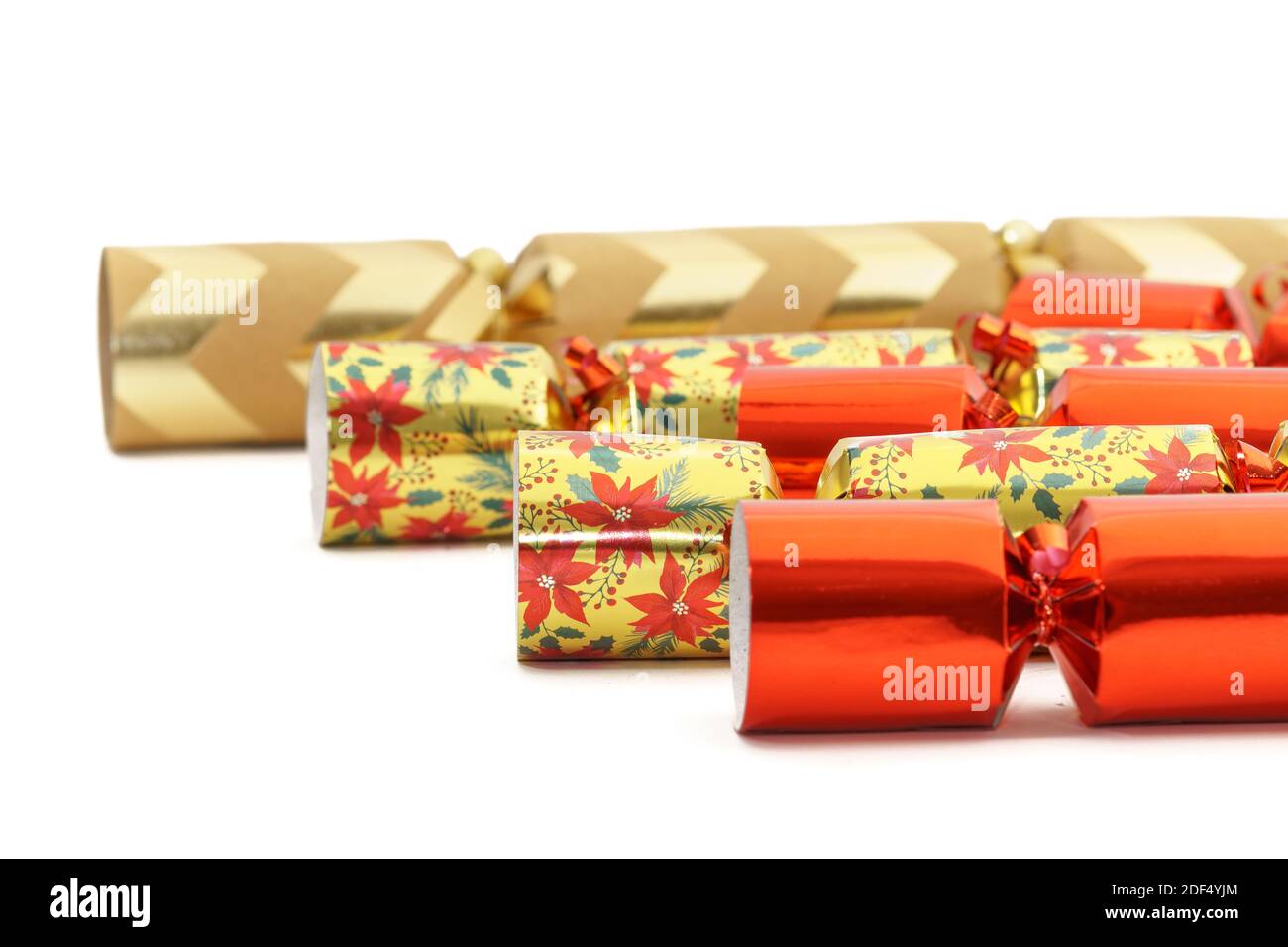 Gold cracker christmas hi-res stock photography and images - Alamy