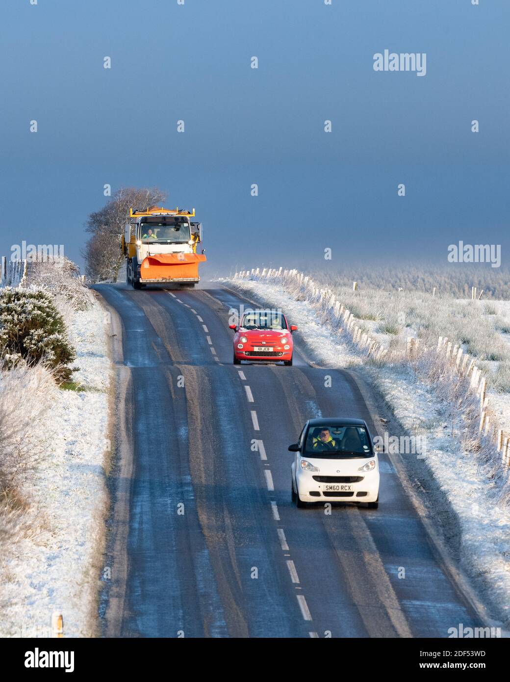 Balfron, Stirlingshire, Scotland, UK. 3rd Dec, 2020. UK weather snow