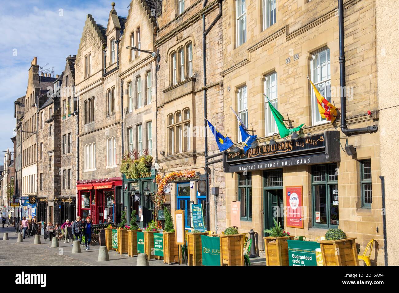 Pubs, bars, cafes,restaurants and Alba bistro on Grassmarket Edinburgh Old Town, Edinburgh, Scotland, Edinburgh Midlothian Scotland UK GB Europe Stock Photo