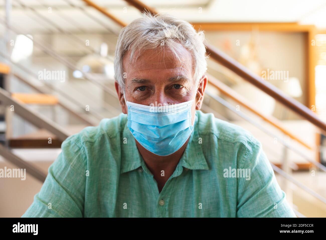 Man wearing mask face portrait hi-res stock photography and images - Alamy