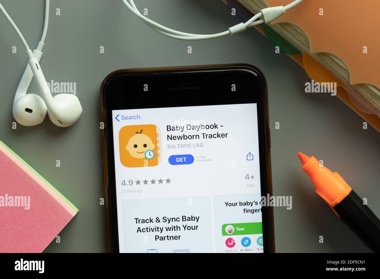 Newborn tracker hi res stock photography and images Alamy