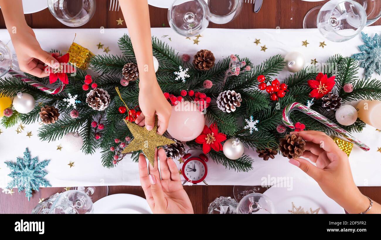 Child setting table hi-res stock photography and images - Alamy