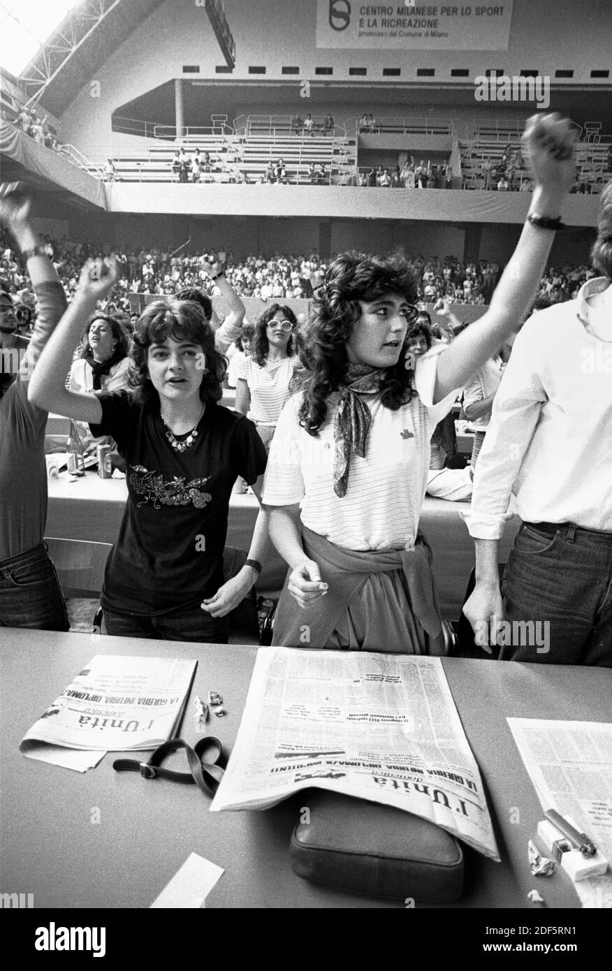 - Milan, XXII National Congress of FGCI (Italian Youth Communist Federation)  (May 1982) - Milano, XXII congresso nazionale della FGCI (Federazione Comunista Giovanile Italiana)  (maggio 1982) Stock Photo