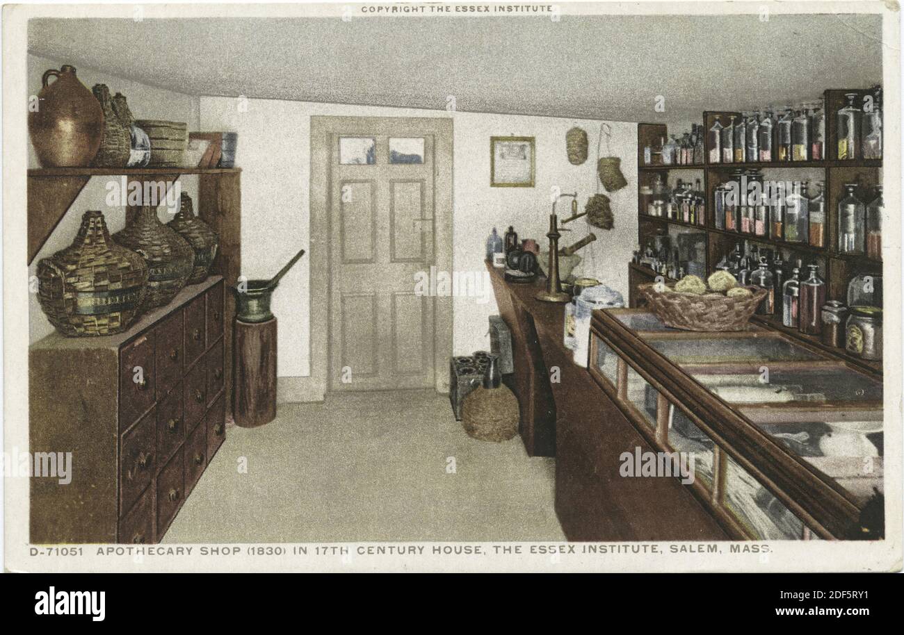Apothecary Shop, in 17th Century House, Essex Institute, 1684, Salem, Mass., still image, Postcards, 1898 - 1931 Stock Photo