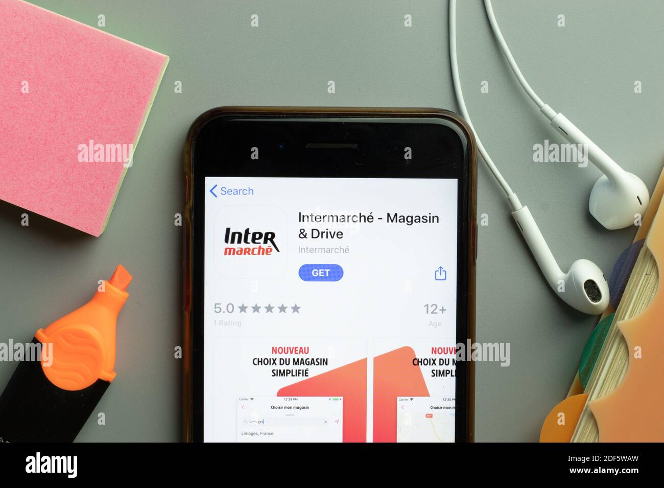 Magasin Display High Resolution Stock Photography And Images Alamy