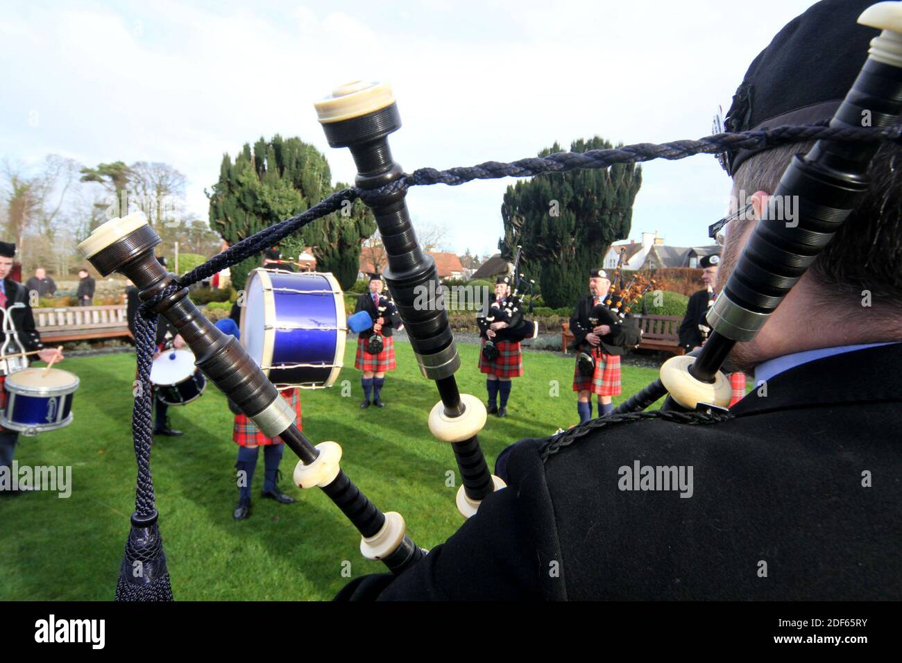 Scottish piper haggis hires stock photography and images Alamy