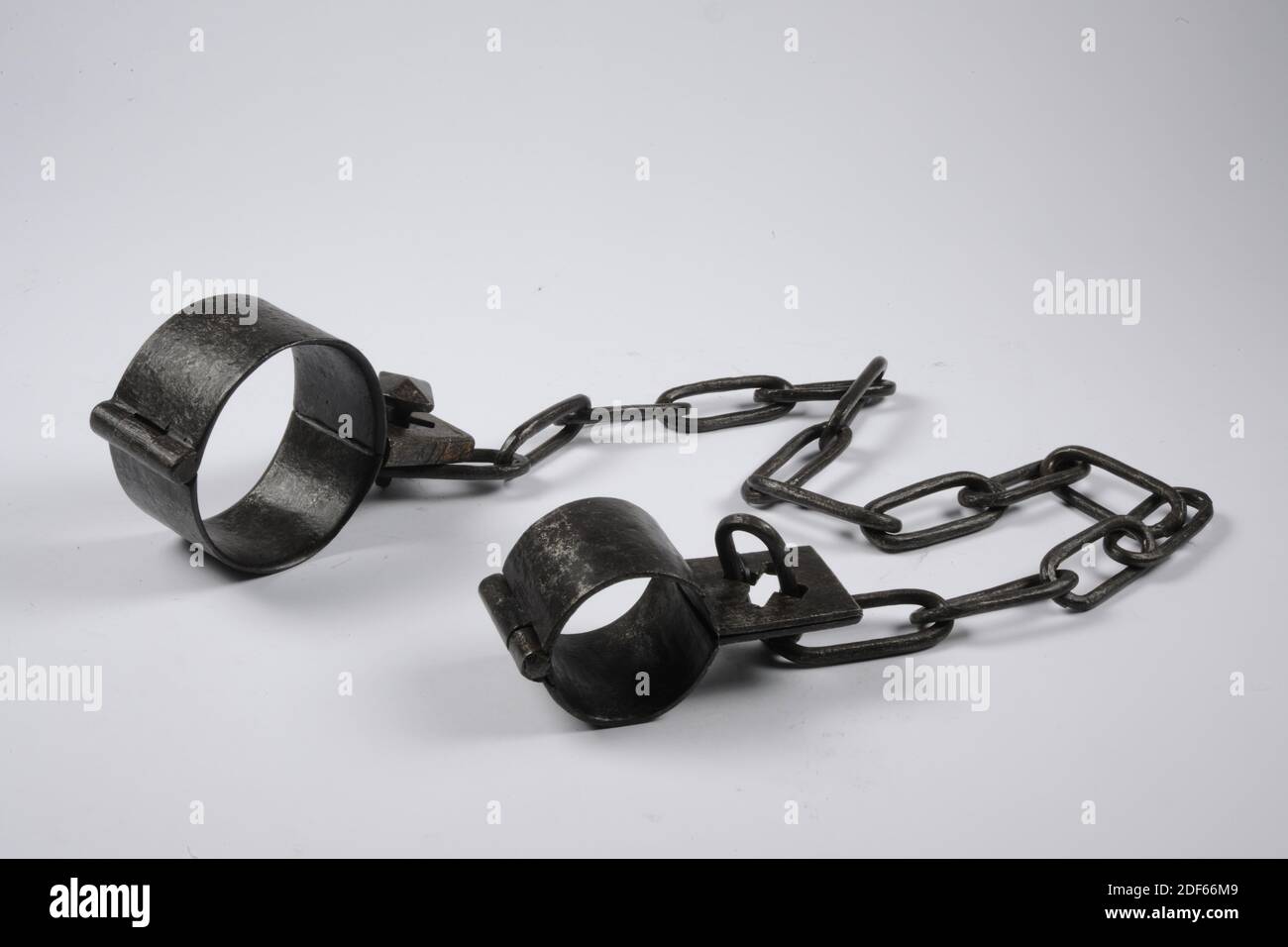 5 2 x 108 x 8 2cm hires stock photography and images Alamy