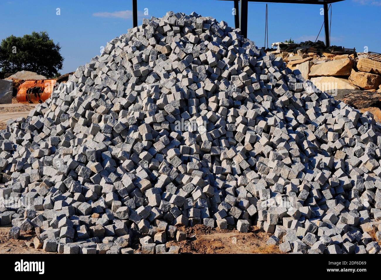 Granite quarry to manufacture paving stones. Sayago, Zamora, Castilla y Leon, Spain. Stock Photo