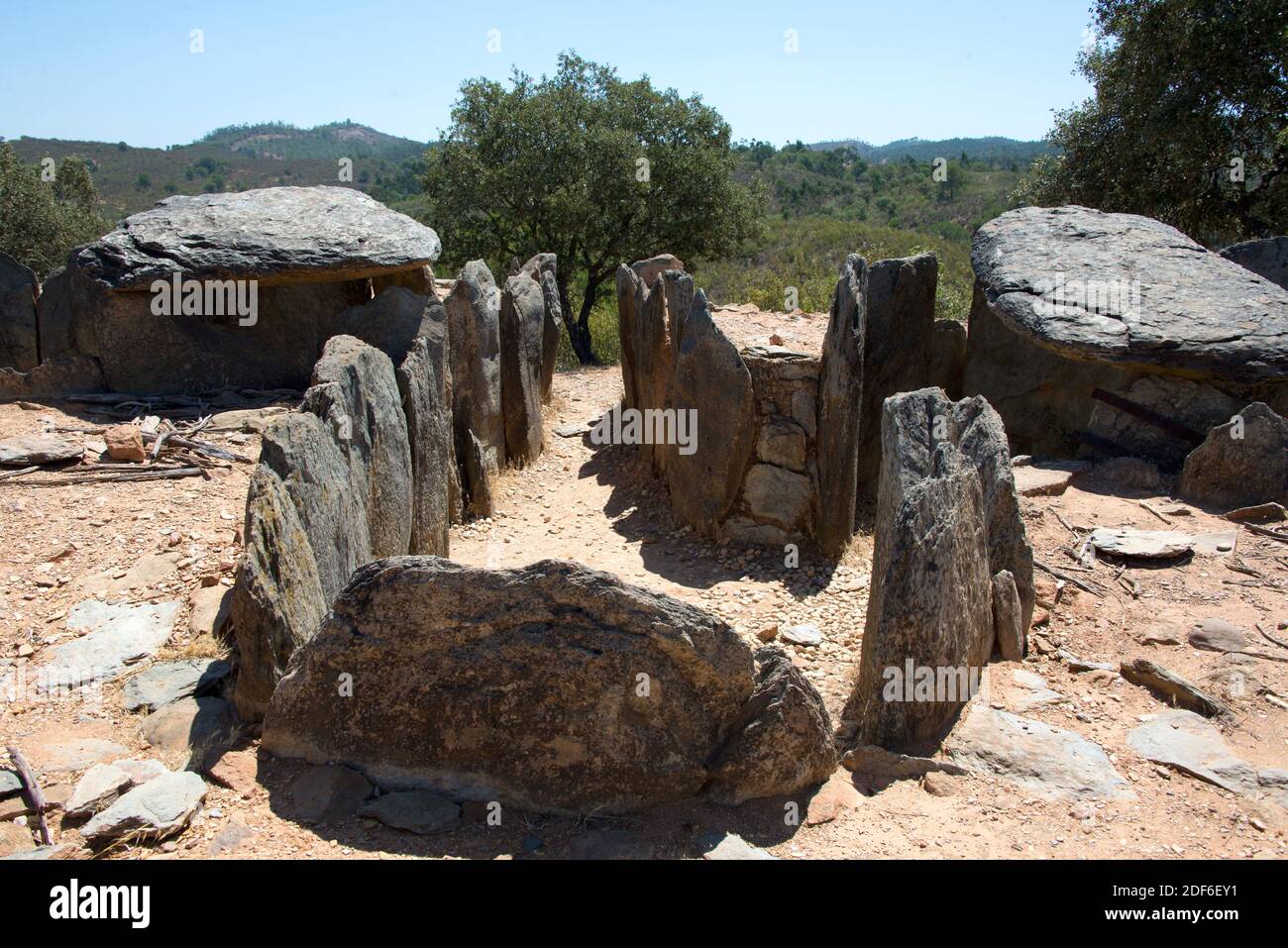 El dolmen hi-res stock photography and images - Alamy