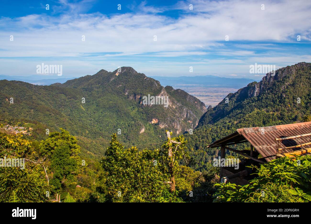 Doi Nang Non, border mountains between Thailand and Myanmar Stock Photo Alamy