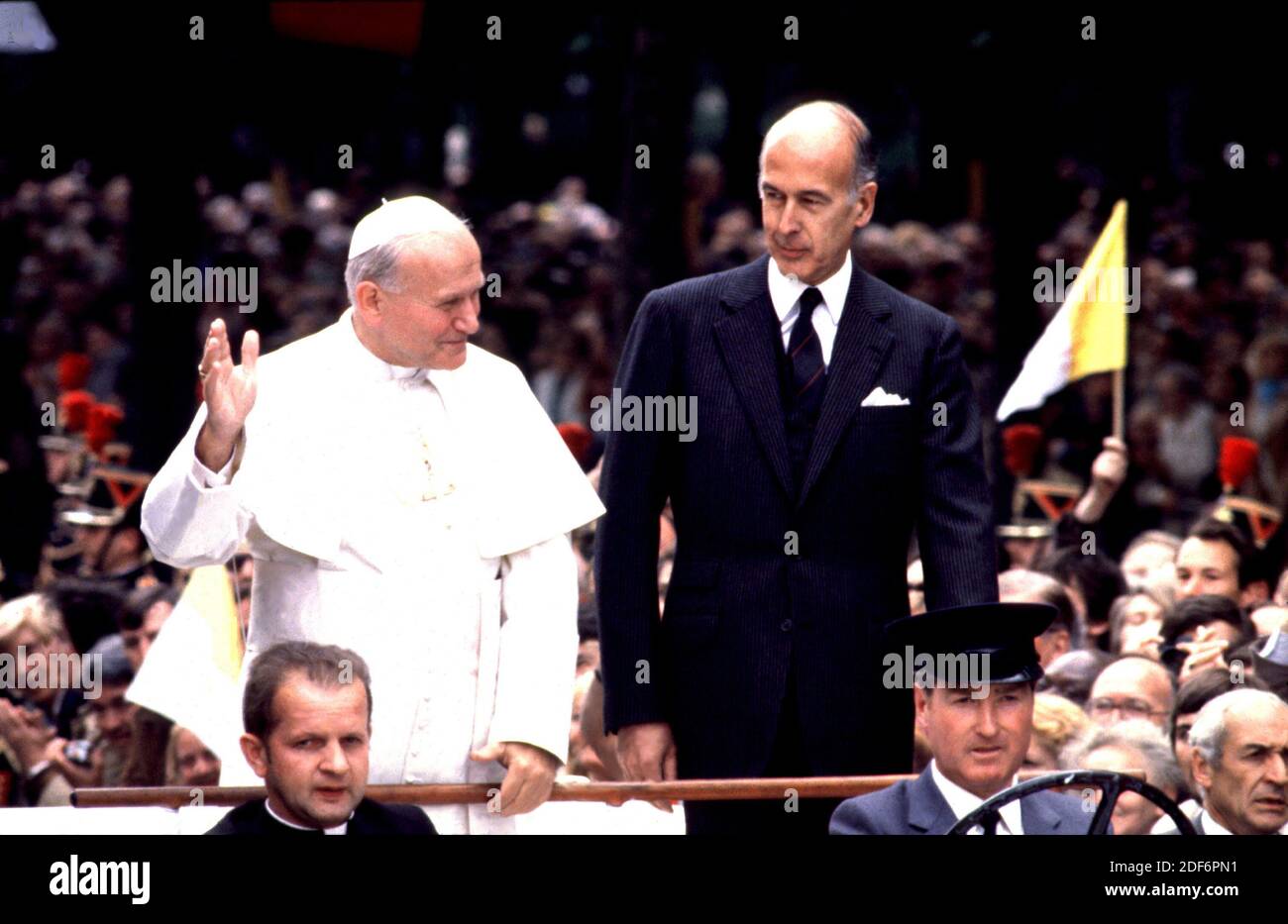 May 30, 1980: Jean Paul II and Valéry Marie René Georges Giscard, President of the Republic, walking down the Champs Elysee, Paris (75), France. Stock Photo