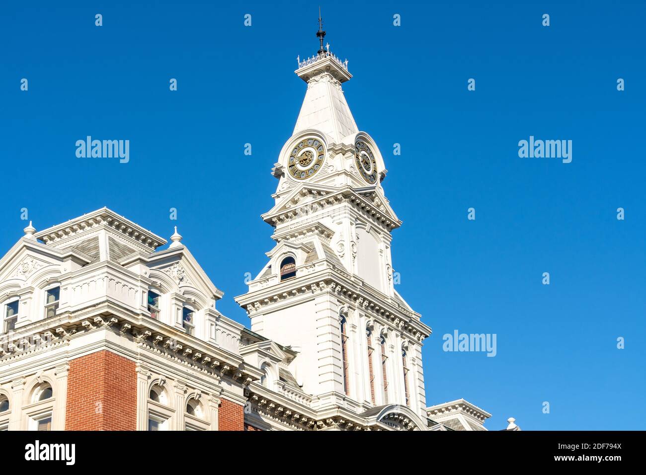 Henry county courthouse in the early morning light. Cambridge, Illinois