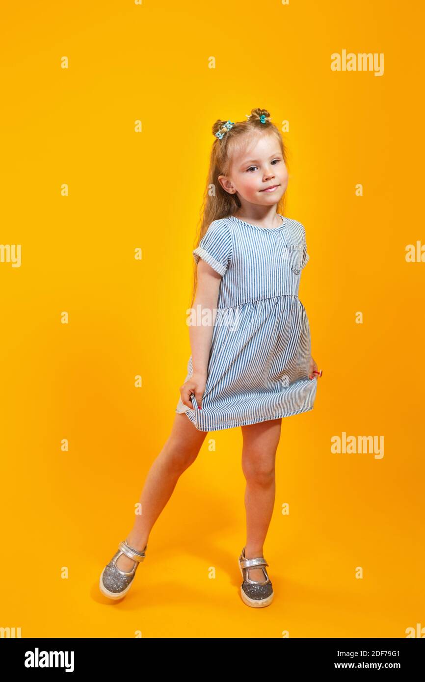 Little model hi-res stock photography and images - Alamy