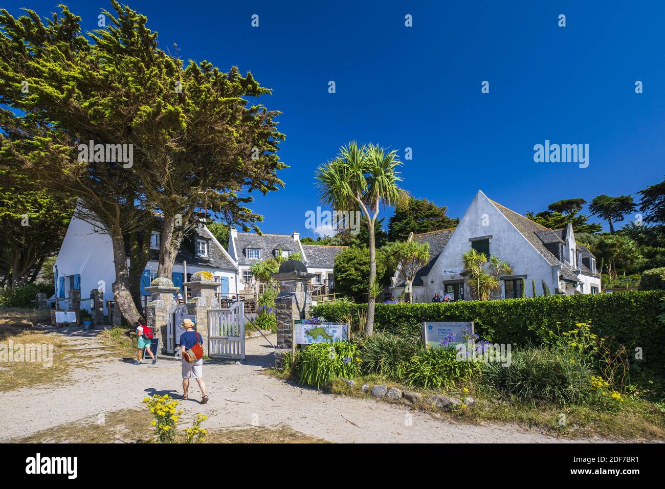 France, Finistere, Ponant Islands, Batz Island, Penn Ar C'hleger protected natural site, Georges Delaselle Garden entrance Stock Photo