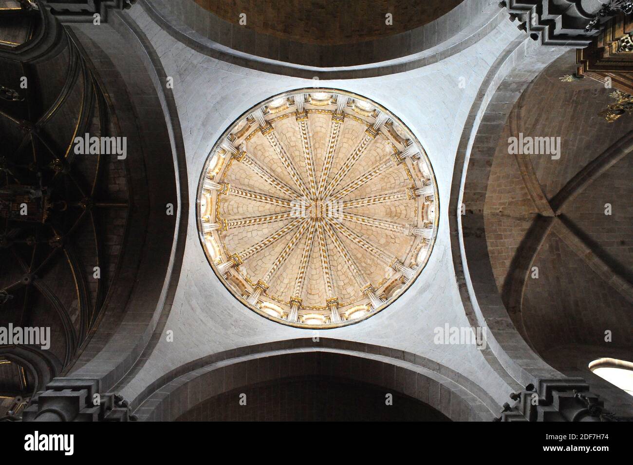 Zamora city, cathedral (romanesque 12th century). Dome. Castilla y Leon, Spain. Stock Photo