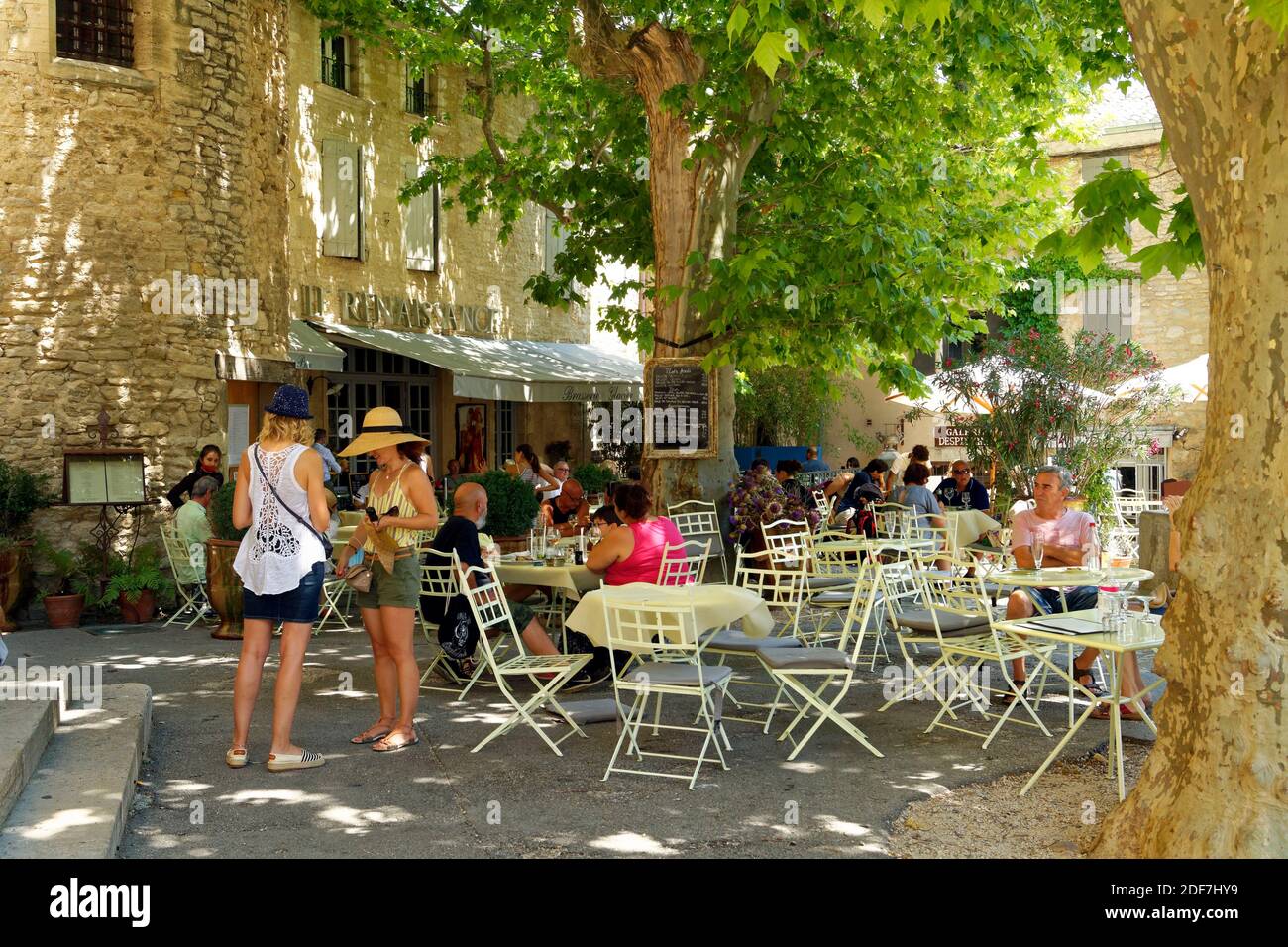 France, Vaucluse, regional natural reserve of Luberon, Gordes, certified the Most beautiful Villages of France, Genty Pantaly square Stock Photo