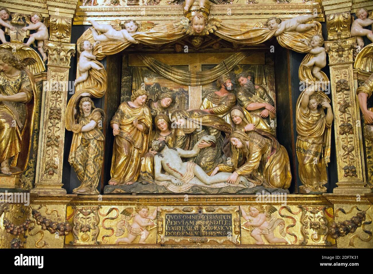 Santo Domingo de la Calzada, Salvador cathedral (romanesque, gothic and baroque, 12-18th centuries). Main altarpiece by Damian Forment (renaissance Stock Photo