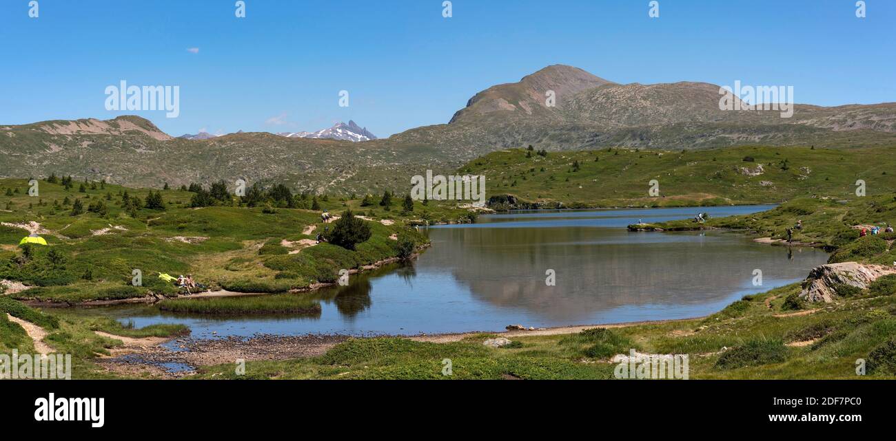France, Isere, Taillefer massif, hiking to Fourchu Lake and the crete of Mount Galbert in panoramic view Stock Photo