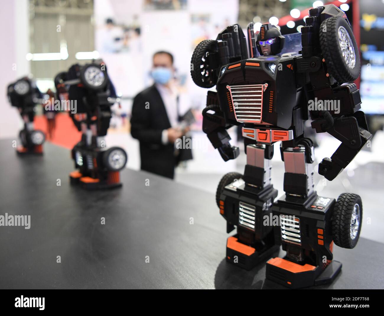 Foshan. 3rd Dec, 2020. Photo taken on Dec. 3, 2020 shows programmable