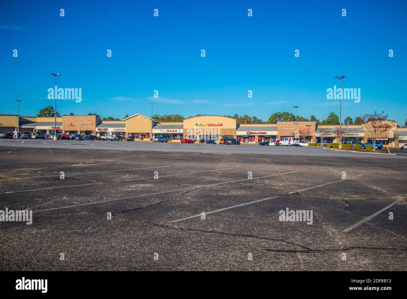 Augusta, Ga USA 12 02 20 Shopping Plaza various retail stores Stock
