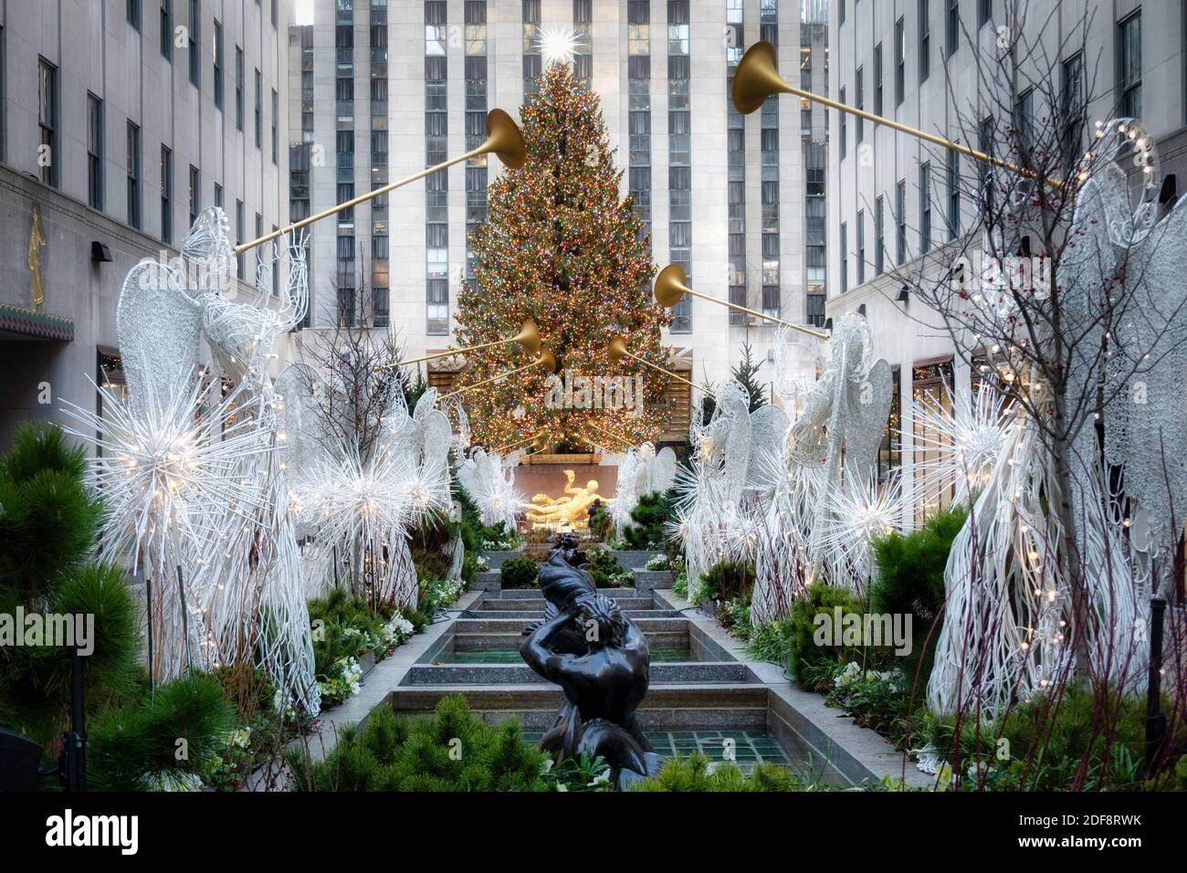 The Rockefeller Center Christmas Tree, 2020, NYC, USA Stock Photo Alamy