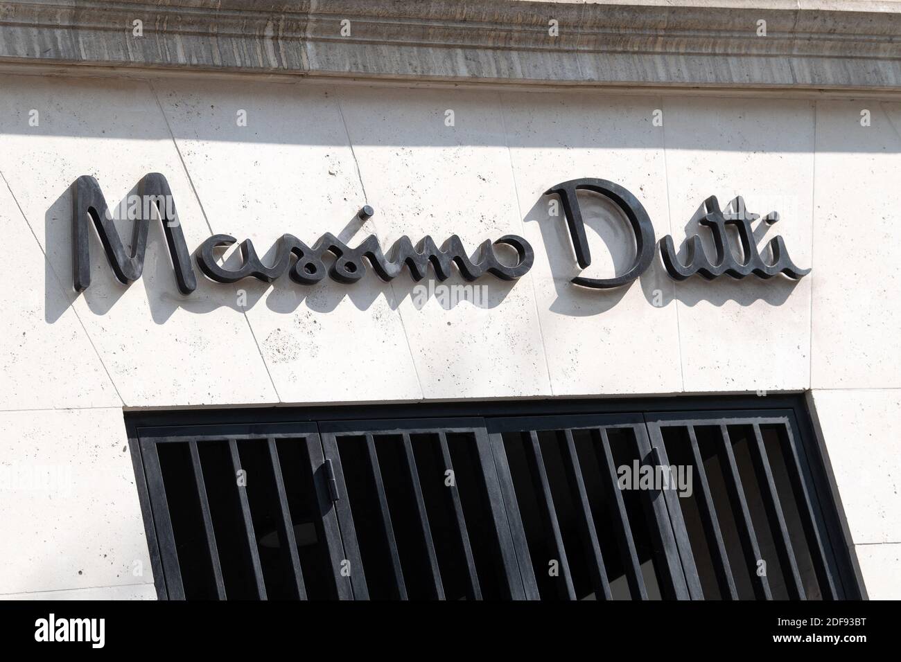 A shop sign of Massimo Dutti in Paris, on April 9, 2020 in Paris, France.  Photo by David Niviere/ABACAPRESS.COM Stock Photo - Alamy