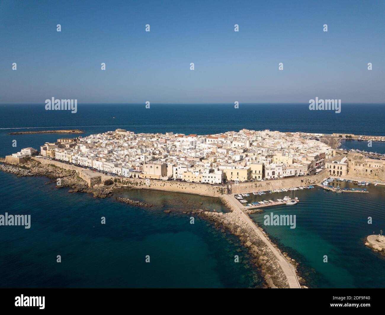 Gulf of Taranto - Wikiwand, image size:1300x1064