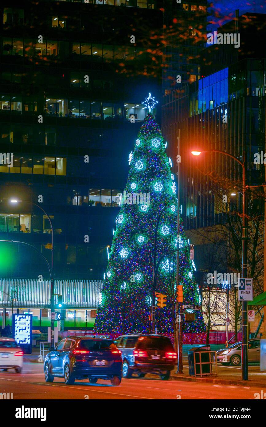 Civic Christmas Tree, downtown, Vancouver, British Columbia, Canada Stock Photo Alamy