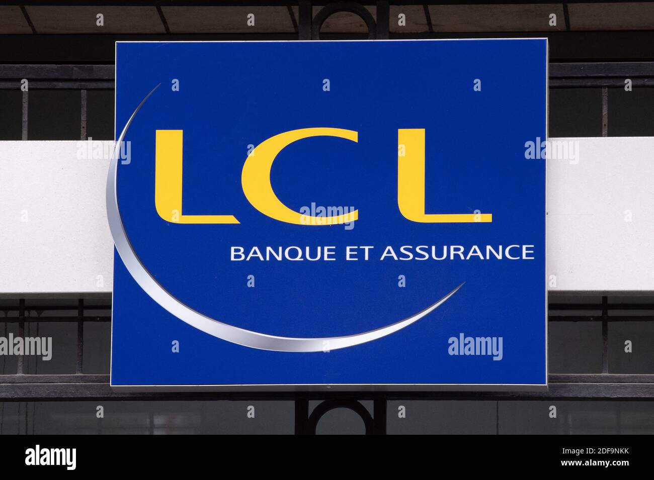 A shop sign of LCL bank ( Le Credit Lyonnais ), on May 04, 2020 in Paris, France.Photo by David NIVIERE/ABACAPRESS.COM Stock Photo
