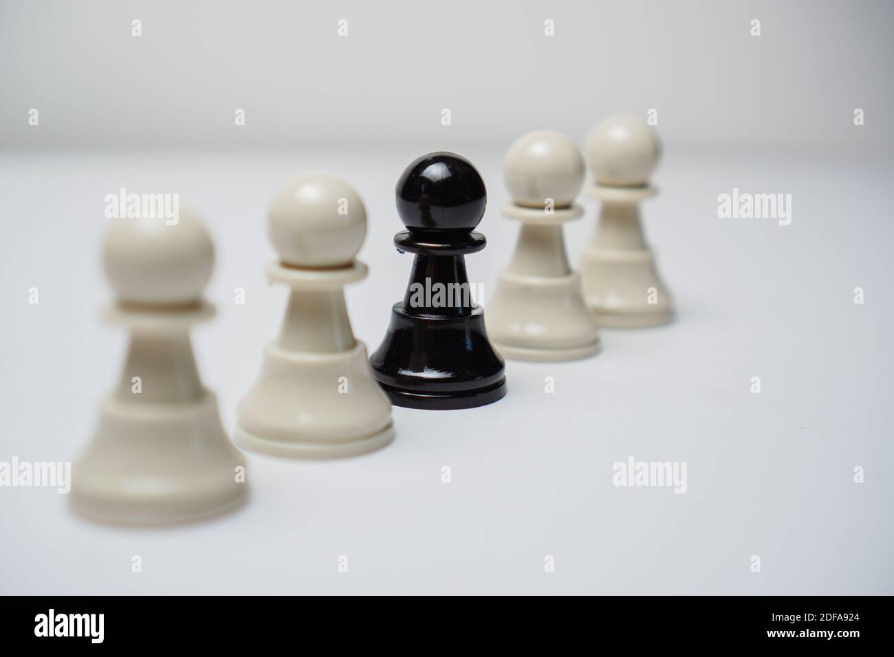 110+ Equality Chess Chess Pawn Fighting Stock Photos, Pictures &  Royalty-Free Images - iStock