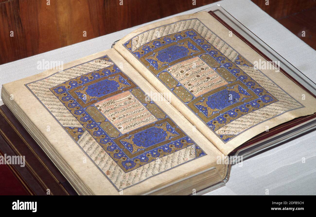 Ancient Muslim text with Arabic script (Ottoman Empire) - Topkapi Palace Museum - Istanbul, turkey Stock Photo