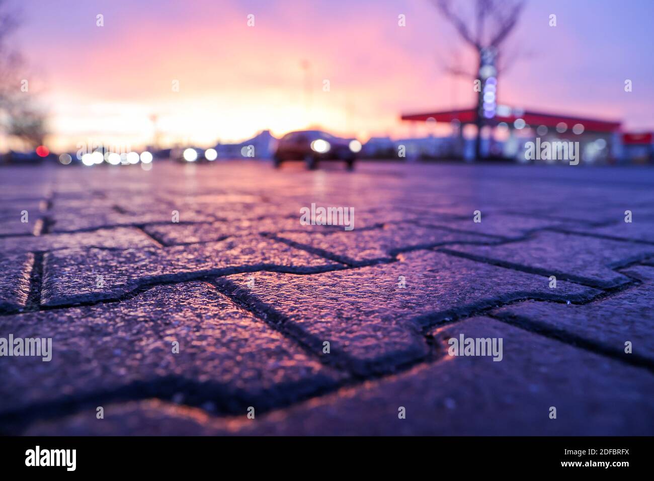 Slippery footpaths hi-res stock photography and images - Alamy