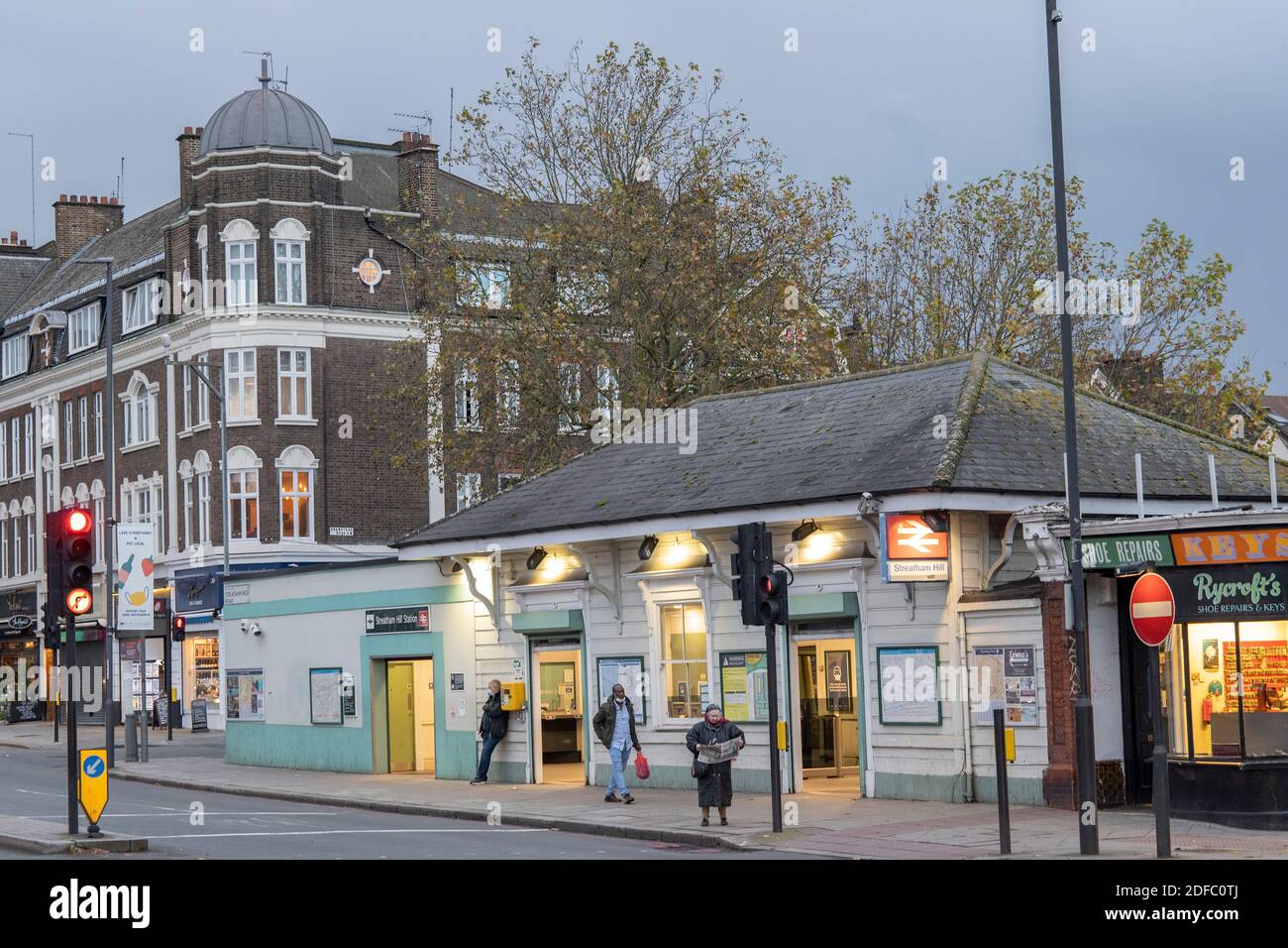 Streatham Hill Station along Streatham High Road on the 9th November