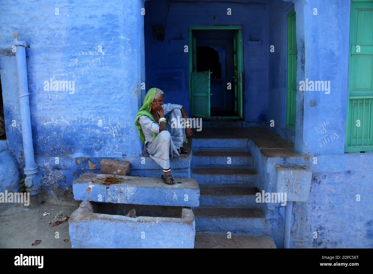 India, Rajasthan, woman in the blue city of Jodhpur Stock Photo - Alamy