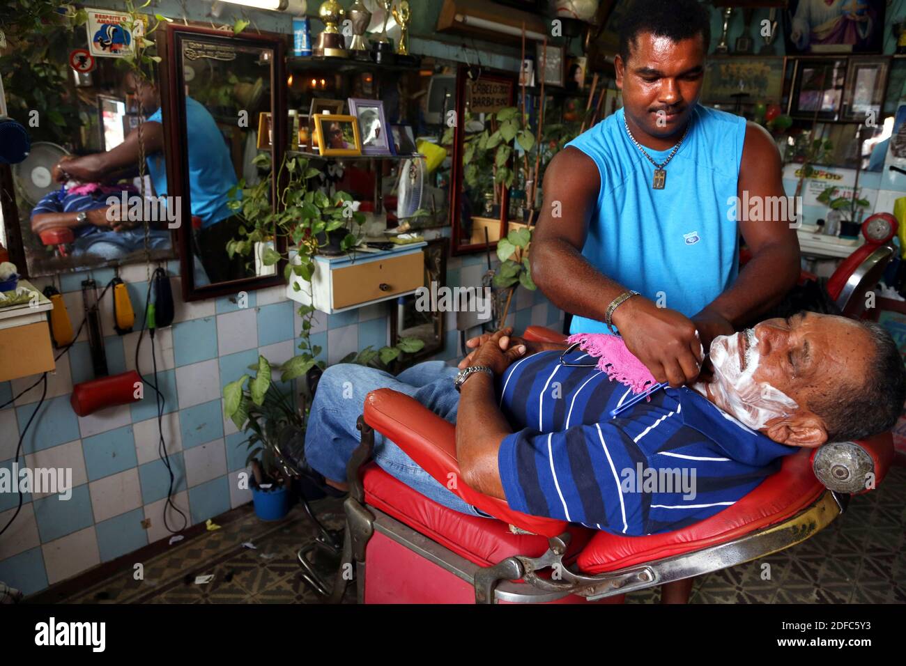 Barber shop brazil hi-res stock photography and images - Alamy