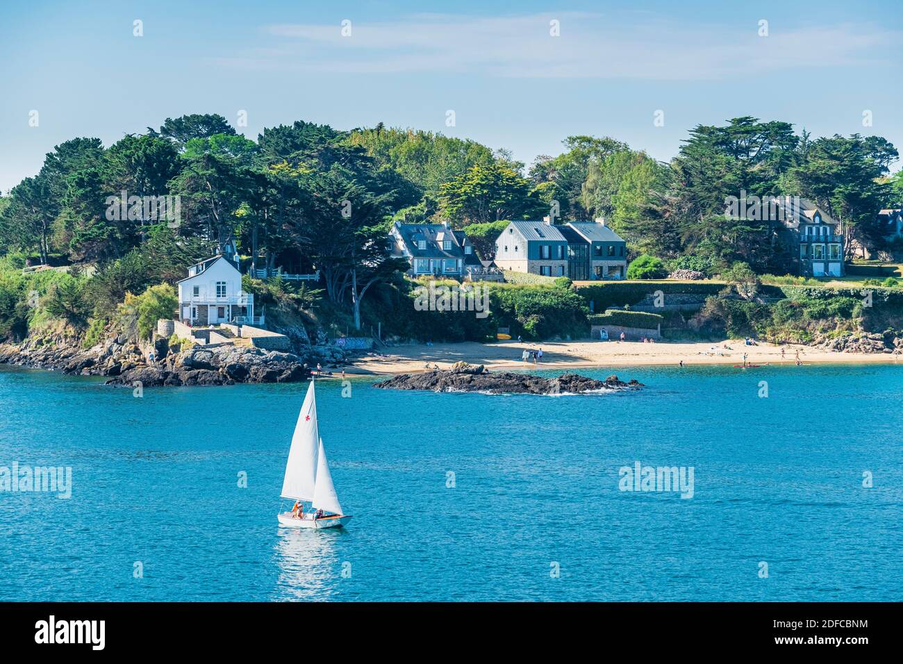 Pointe du rocher lancieux hi-res stock photography and images - Alamy